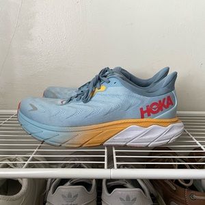 HOKA Arahi 6 Men’s Running Shoes